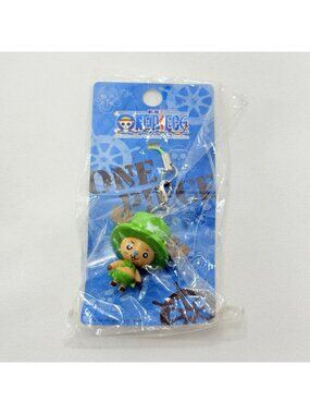 Toei One Piece Tony Chopper Figure Strap Cord Pirates Hat Hang Charm Anime Green